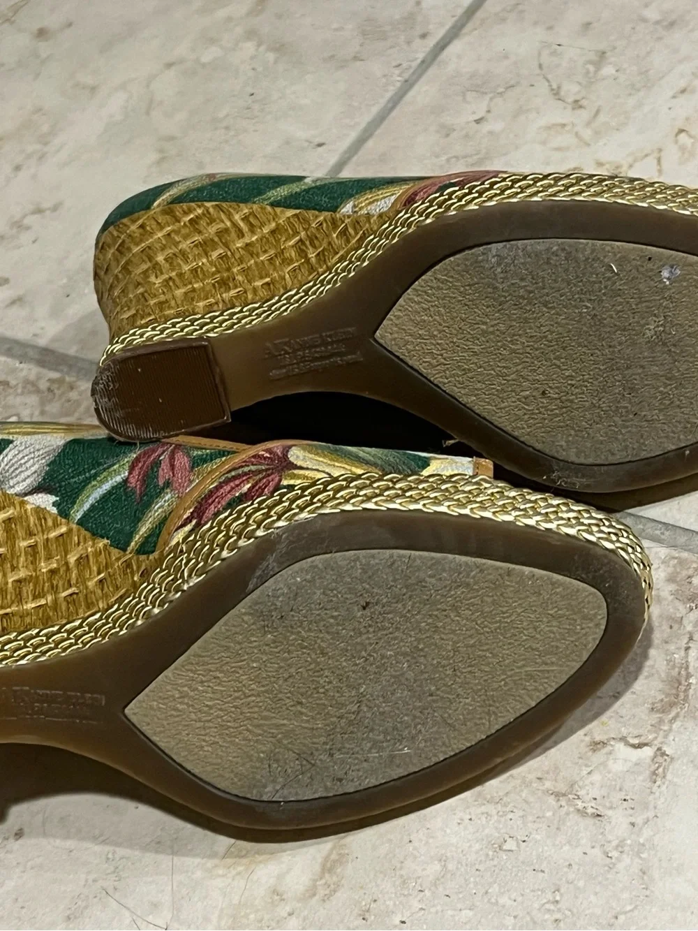 Anne Klein tropical floral